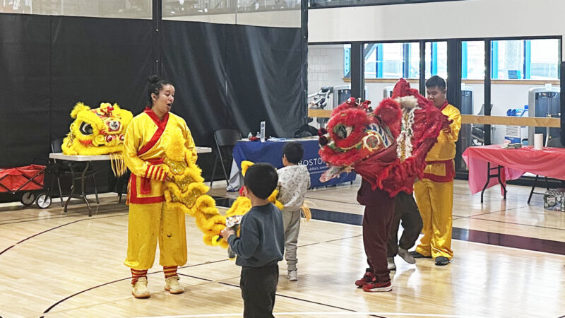チャイナタウン会場で行われたライオンダンスの体験
